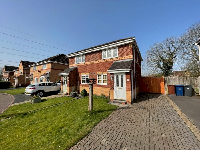 2 Bedroom Semi-Detached House To Rent In Woodburn Grove, Penwortham, PR1