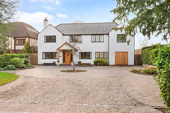 6 Bedroom Detached House For Sale In Dark Lane, Tiddington, Stratford-Upon-Avon, CV37