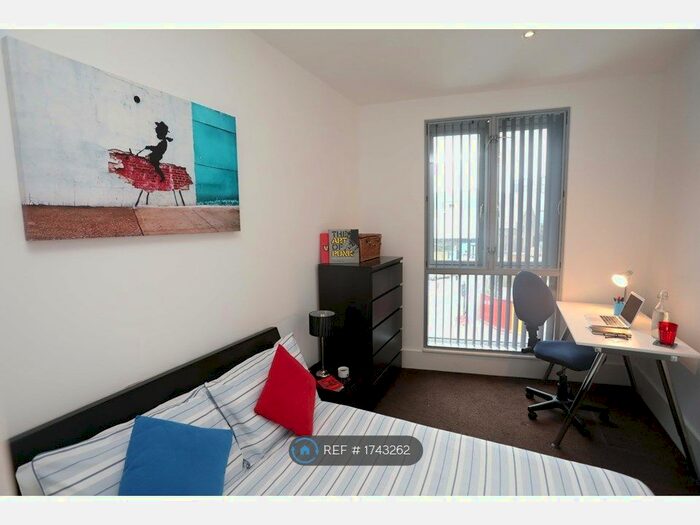 2 Bedroom Flat To Rent In Copenhagen Street, London, N1