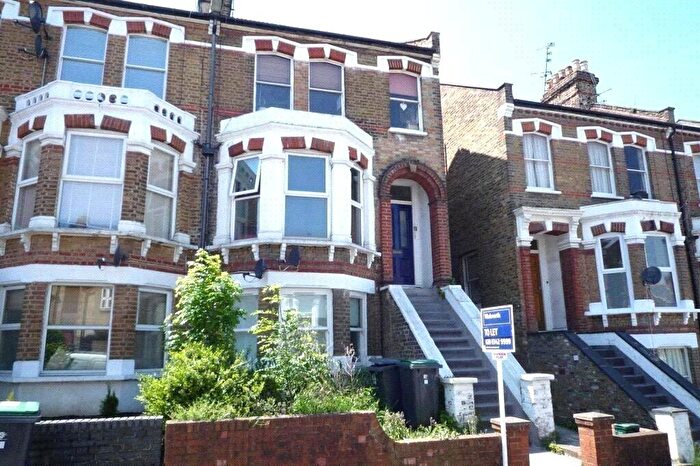 1 Bedroom Apartment To Rent In Ferme Park Road, London, N8