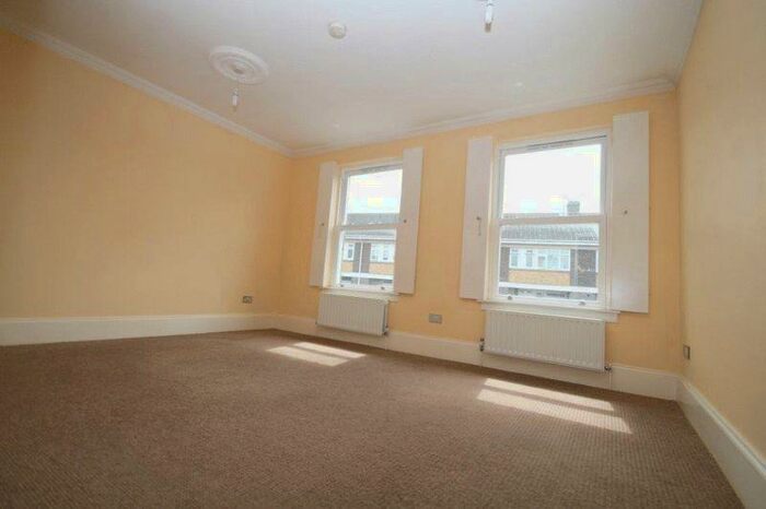 1 Bedroom Flat To Rent In Oriel Road, E9