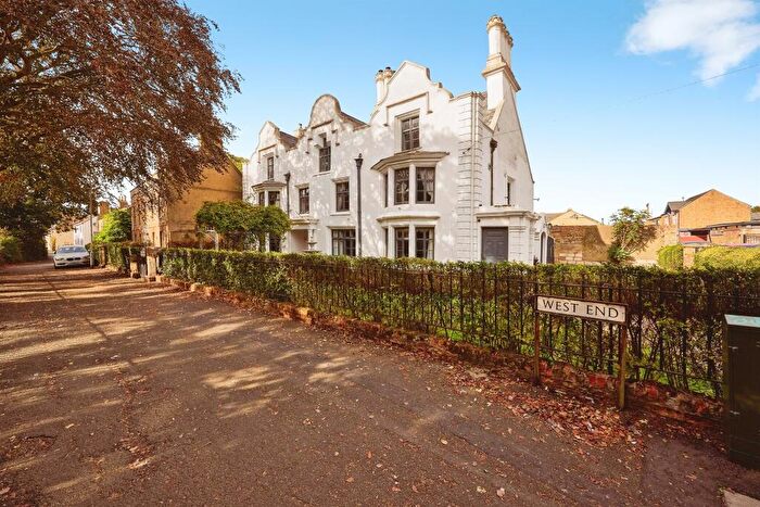 9 Bedroom Detached House For Sale In West End, March, PE15