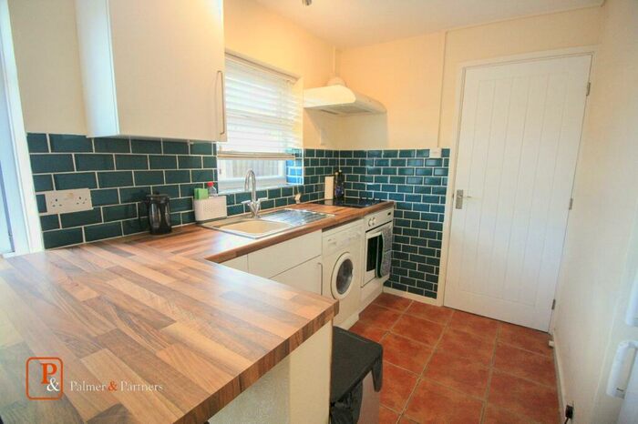 1 Bedroom Maisonette To Rent In Alan Way, Colchester, Essex, CO3