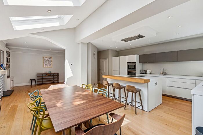 4 Bedroom End Of Terrace House To Rent In Earldom Road, West Putney, SW15