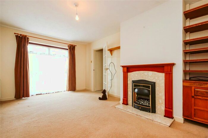 3 Bedroom Semi-Detached House To Rent In Dubbers Lane, Eastville, Bristol, BS5
