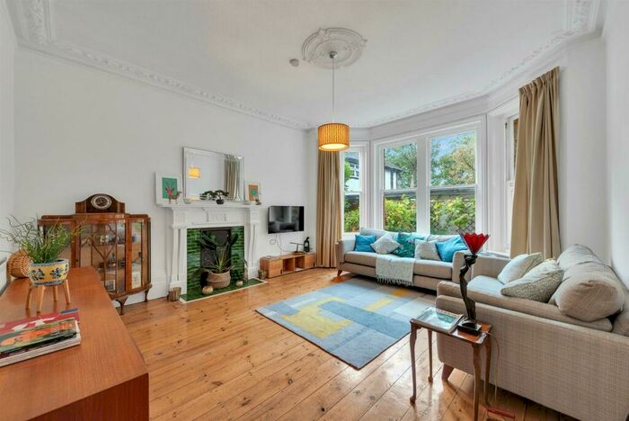 2 Bedroom Flat To Rent In Highland Road, Bromley, BR1