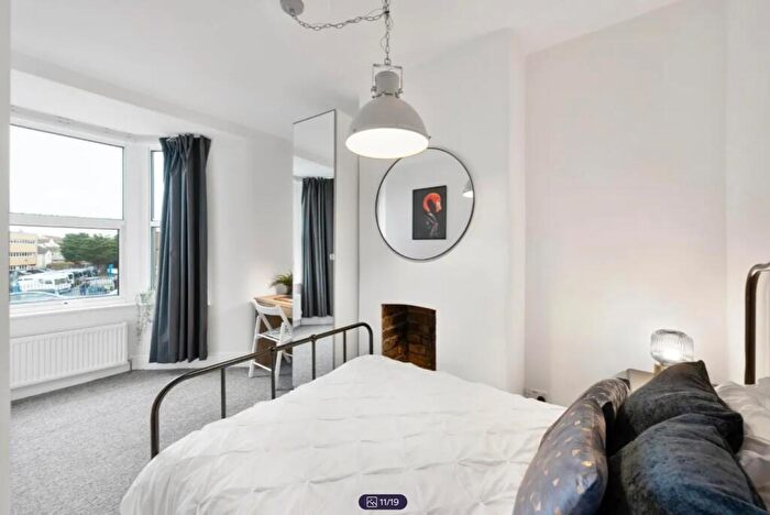 8 Bedroom House To Rent In Lodge Causeway, Bristol, BS16