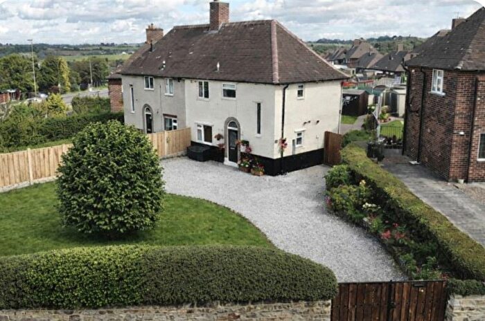 3 Bedroom Semi Detached House For Sale In Mansfield Road, Killamarsh, S21