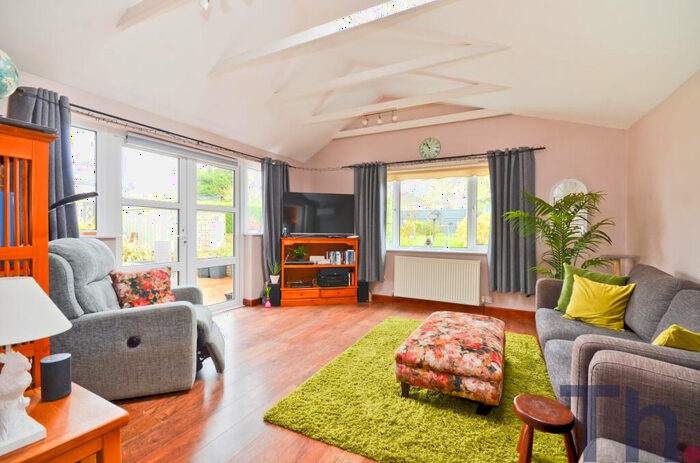 3 Bedroom Detached Bungalow For Sale In Yaverland, Sandown, Isle Of Wight, PO36