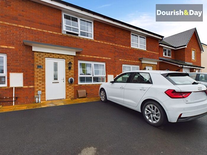 2 Bedroom Town House To Rent In Cowslip Gardens, Stafford, ST16