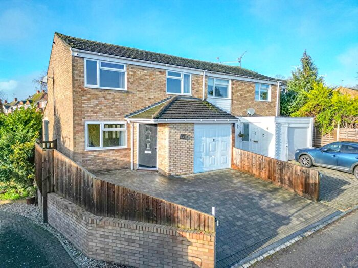 3 Bedroom Semi Detached House For Sale In Almond Drive, Caversham Park Village, Reading, RG4