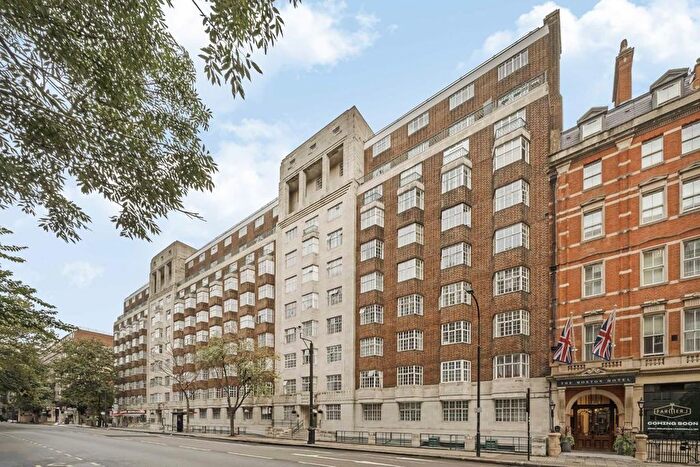 Studio To Rent In Woburn Place, London, WC1H