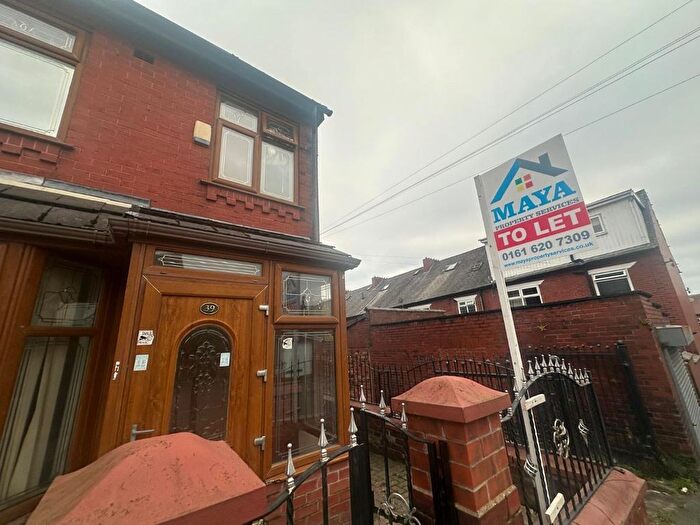 4 Bedroom Terraced House To Rent In Keble Avenue, Oldham, OL8