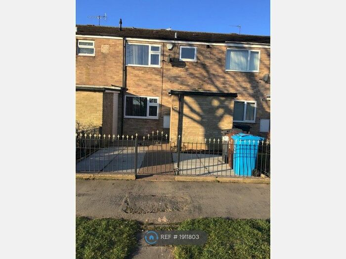 3 Bedroom Terraced House To Rent In Grasby Road, Hull, HU8