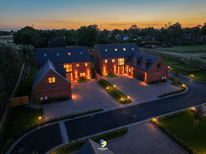 6 Bedroom Detached House For Sale In Washbrook Lane, Allesley, CV5