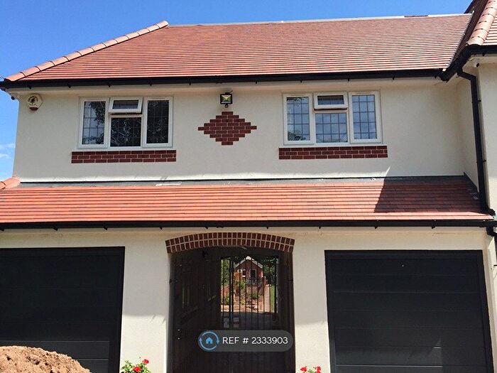 Studio To Rent In Stoneleigh Road, Coventry, CV4