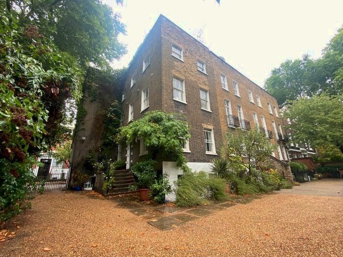 2 Bedroom Flat To Rent In The Terraces, Old Ford Road, Bethnal Green, E2