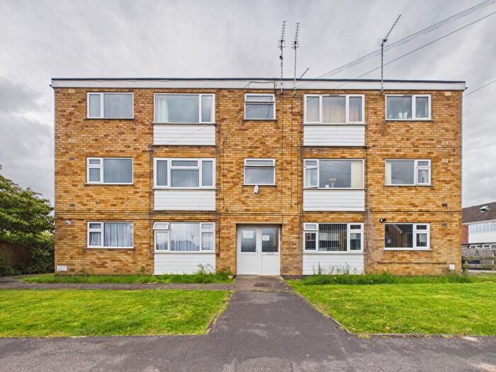 1 Bedroom Flat For Sale In Stafford Close, Bulkington, CV12