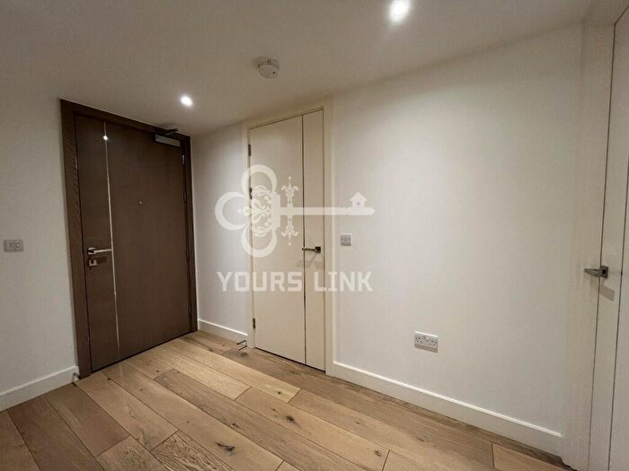 1 Bedroom Flat To Rent In Judde House Duke Of Wellington Avenue, London, SE18