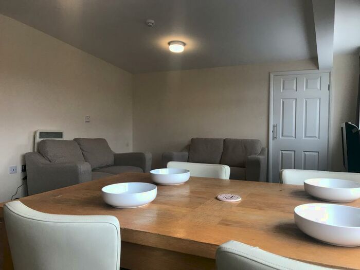 6 Bedroom Property To Rent In Burton Road, Lincoln, LN1