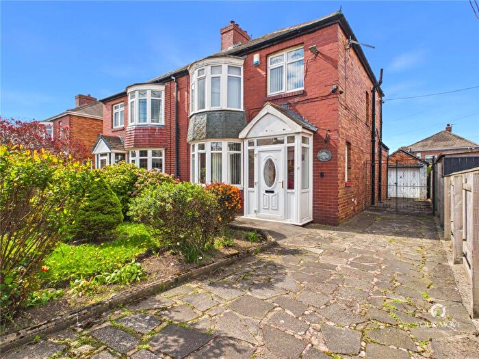 3 Bedroom Semi-Detached House For Sale In Hetton Road, Houghton Le Spring, Tyne And Wear, DH5