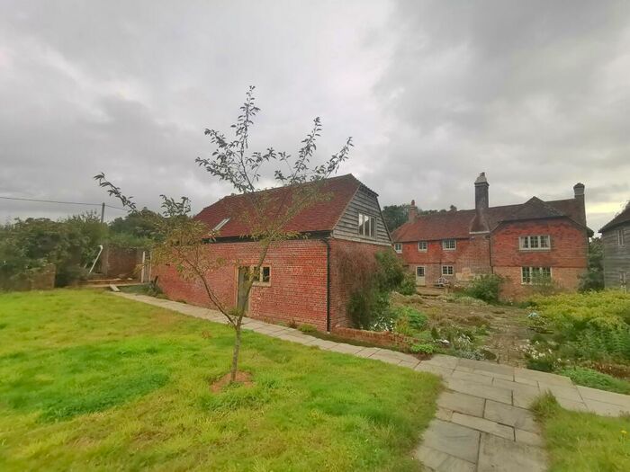 1 Bedroom Barn Conversion To Rent In Chiddingly, BN8