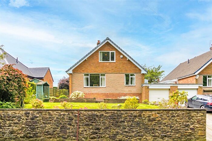 3 Bedroom Detached Bungalow To Rent In Red Lees Road, Burnley, BB10
