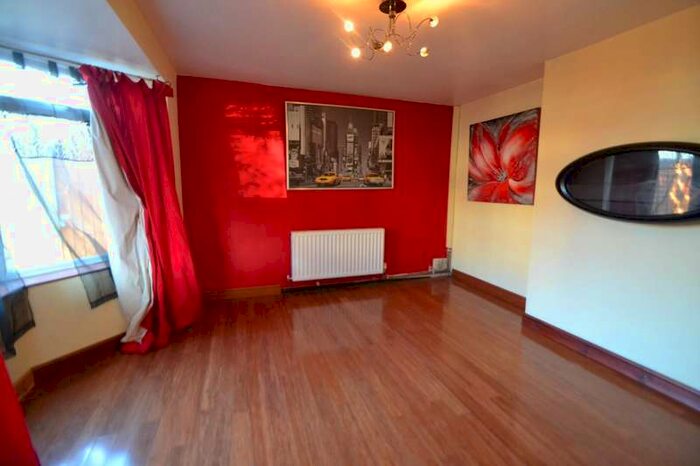 2 Bedroom End Of Terrace House To Rent In Luckley Avenue, Bishopsworth, Bristol, BS13