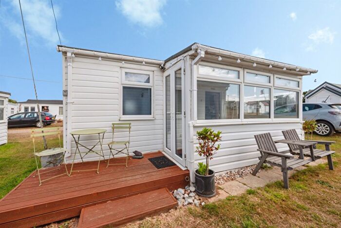 1 Bedroom Park Home For Sale In Coast Road, Bacton, Norwich, NR12