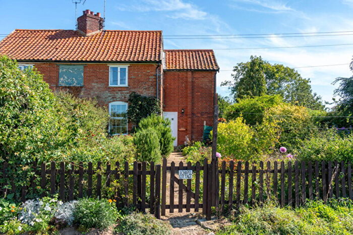 3 Bedroom Semi Detached House For Sale In Stratford-St-Andrew, Nr Saxmundham, Suffolk, IP17
