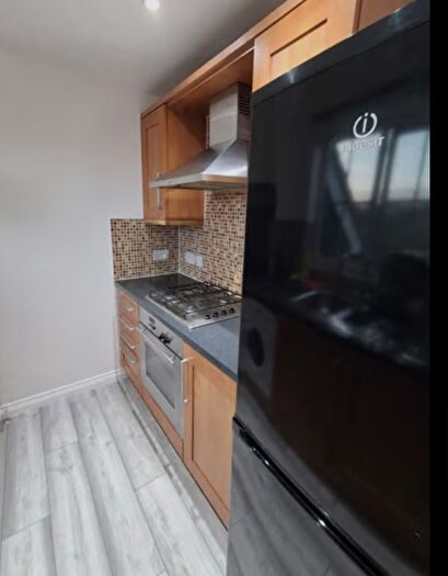 1 Bedroom Flat To Rent In Waterside Close, London, SE28