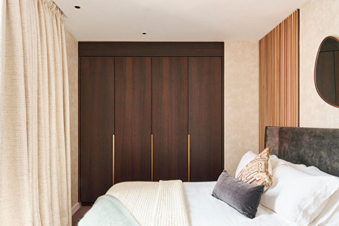 1 Bedroom Apartment For Sale In The City Collection, Shoreditch, N1