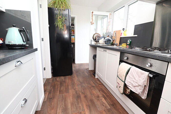2 Bedroom Detached House For Sale In Fiskerton Road, Cherry Willingham, Lincoln, LN3