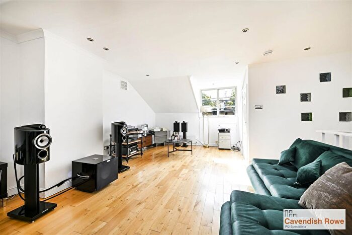2 Bedroom Flat For Sale In Gloucester Terrace, London, W2