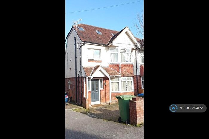 6 Bedroom Semi-Detached House To Rent In Granby Grove, Southampton, SO17