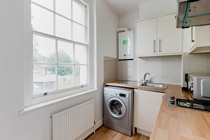 1 Bedroom Apartment To Rent In Mornington Crescent, London, NW1