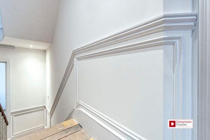 6 Bedroom Terraced House To Rent In Cecilia Road, Dalston, Hackney, E8