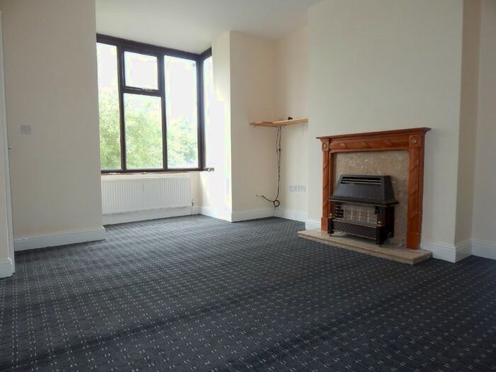 2 Bedroom Terraced House To Rent In Ravensthorpe Road, Dewsbury, WF12
