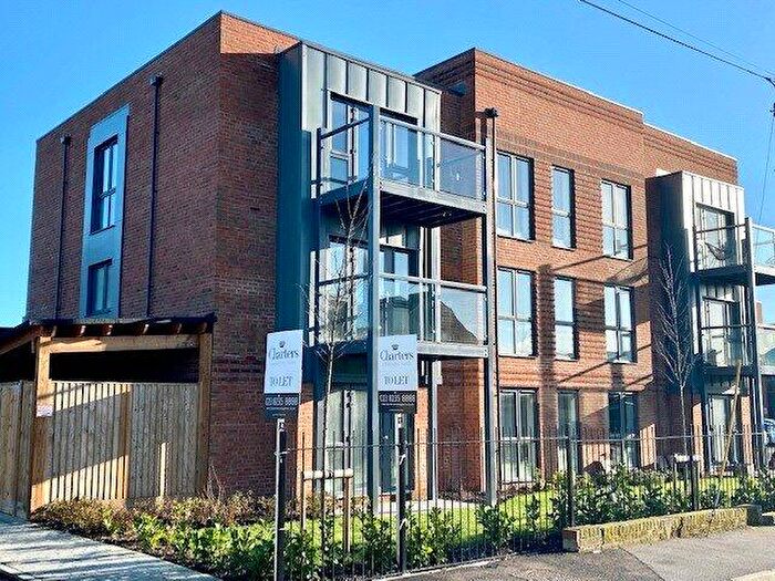 2 Bedroom Flat To Rent In Canada Court, Toynbee Road, Eastleigh, Hampshire, SO50