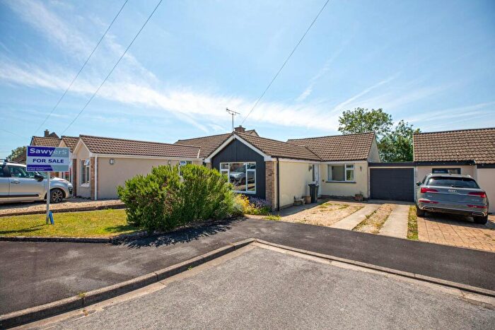 3 Bedroom Bungalow For Sale In Down View, Chalford Hill, Stroud, GL6