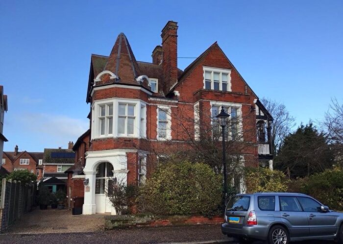 2 Bedroom Apartment For Sale In Cliff Avenue, Cromer, NR27