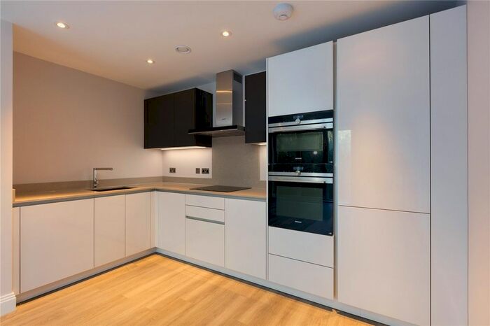 1 Bedroom Flat To Rent In The Potteries, Linden Park Road, Tunbridge Wells, Kent, TN2