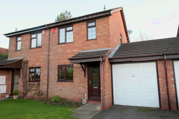 2 Bedroom Semi-Detached House To Rent In Shelley Drive, Sutton Coldfield, B74