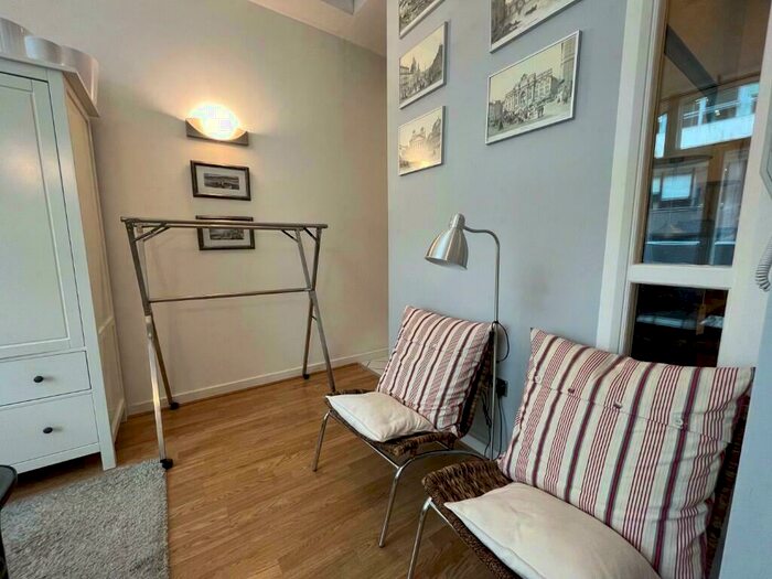 1 Bedroom Flat To Rent In China House, Harter Street, Manchester, Greater Manchester, M1