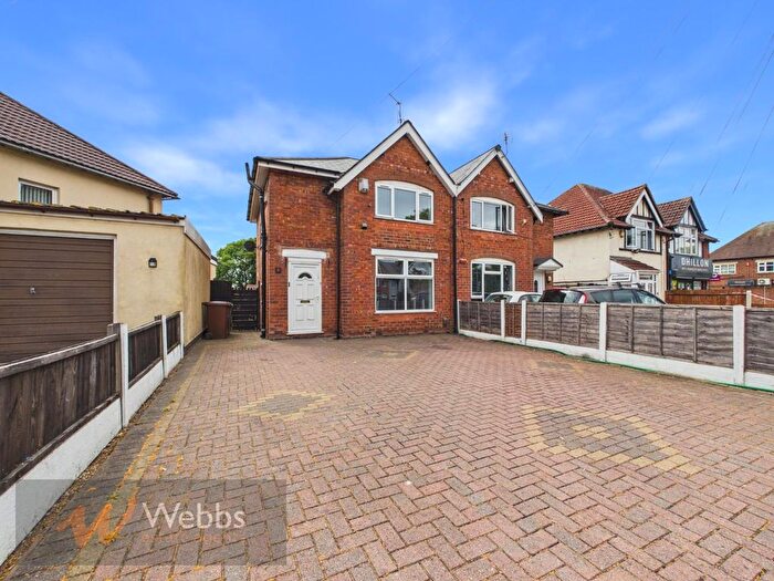 3 Bedroom Semi-Detached House To Rent In Broadway West, Walsall, WS1
