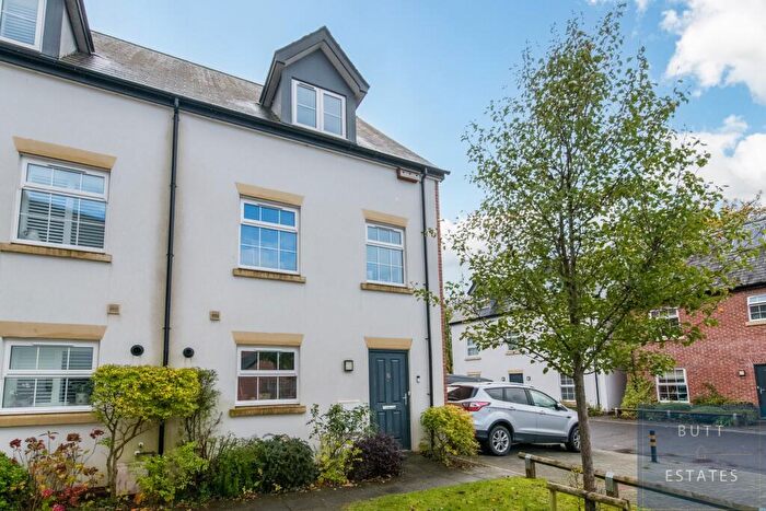 3 Bedroom End Of Terrace House For Sale In Albert Close, Ottery St. Mary, EX11