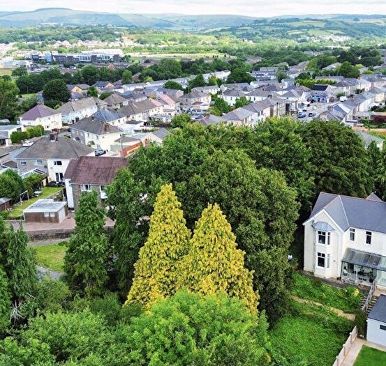 4 Bedroom Semi Detached House For Sale In Pentyla, Sarn Hill, Sarn, Bridgend, CF32