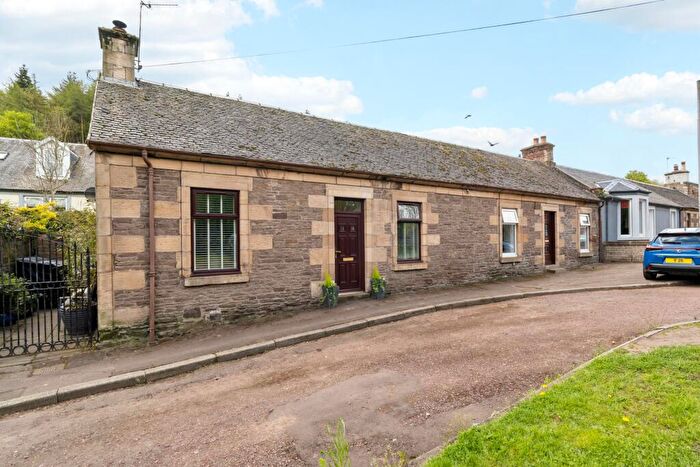 2 Bedroom Cottage For Sale In Riverside Road, Kirkfieldbank, Lanark, ML11
