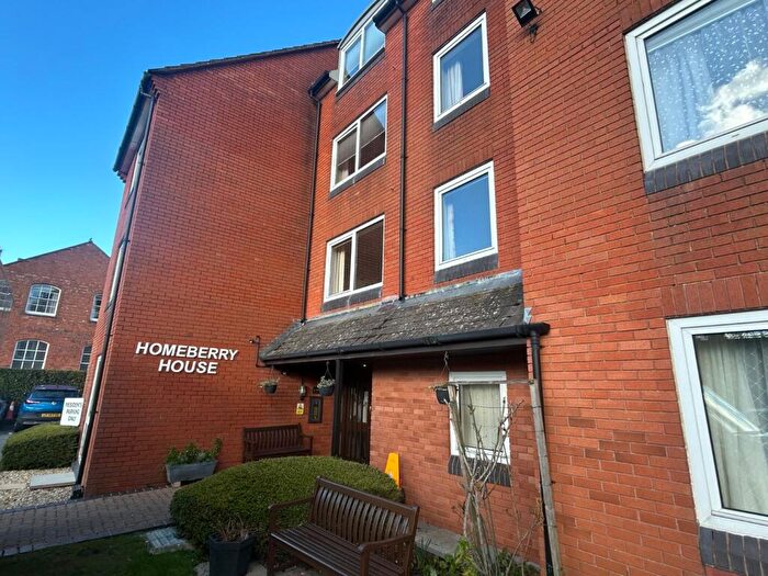 1 Bedroom Apartment For Sale In Ashcroft Gardens, Cirencester, Gloucestershire, GL7