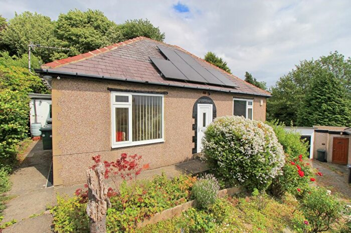 3 Bedroom Detached House For Sale In Gaisby Mount, Shipley, West Yorkshire, BD18
